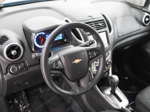 Used 2015 Chevrolet Trax LT FWD image 21