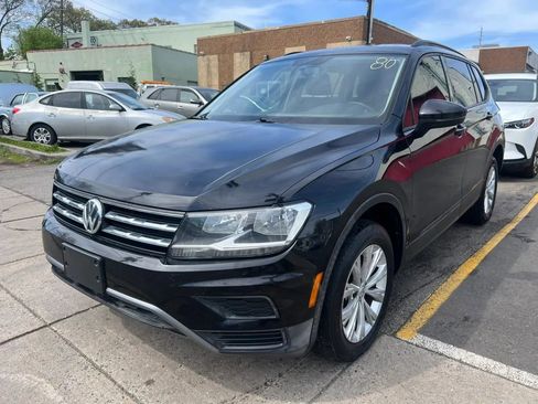 Used 2018 Volkswagen Tiguan S FWD image 1