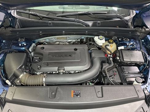 Used 2023 Buick Envision Avenir image 8