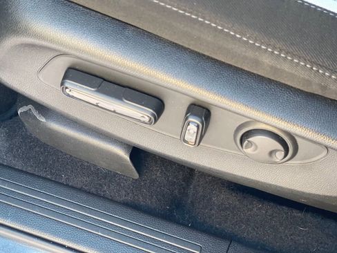 Used 2023 Honda CR-V EX image 7