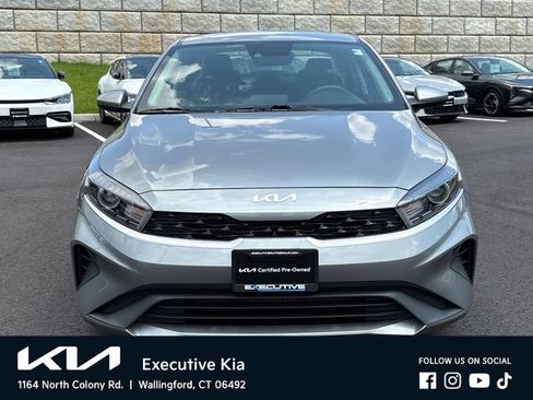 Certified 2023 Kia Forte LXS FWD image 6