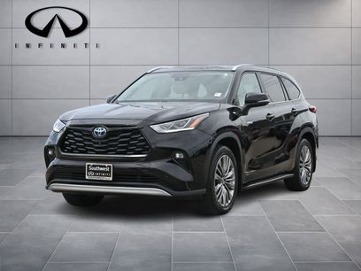 Used 2021 Toyota Highlander Platinum