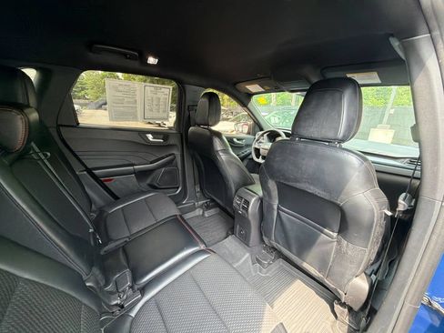 Used 2023 Ford Escape ST-Line w/ Tech Pack #1 AWD/4WD image 36
