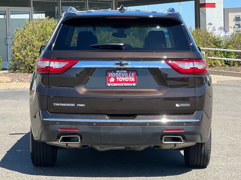 Used 2018 Chevrolet Traverse Premier w/ LPO, Floor Liner Package AWD/4WD image 8