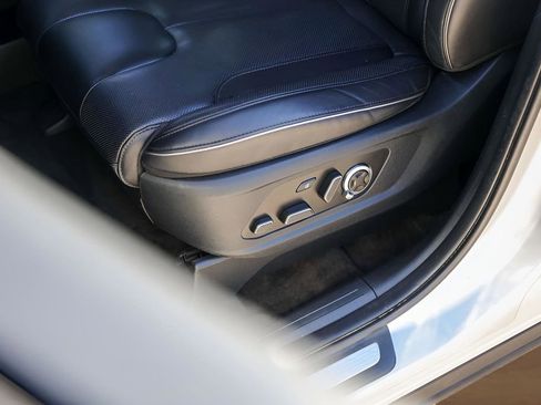 Used 2023 Hyundai Palisade Calligraphy image 8