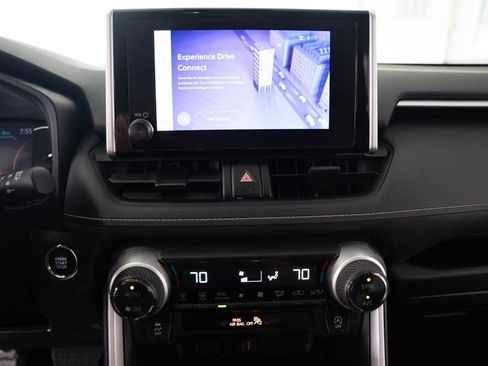 Used 2024 Toyota RAV4 XLE AWD/4WD image 16