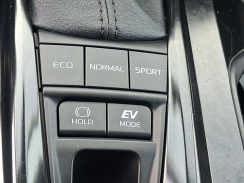 Certified 2025 Toyota Camry LE image 26