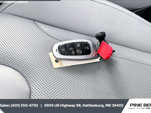 Used 2025 Hyundai Palisade SEL image 10