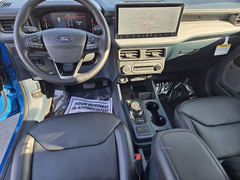 New 2025 Ford Maverick Lariat w/ Black Appearance Package AWD/4WD image 21
