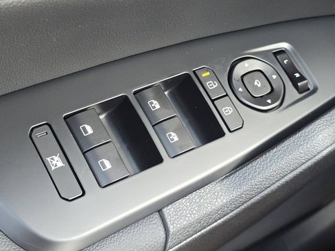 New 2026 Kia Sportage SX image 10