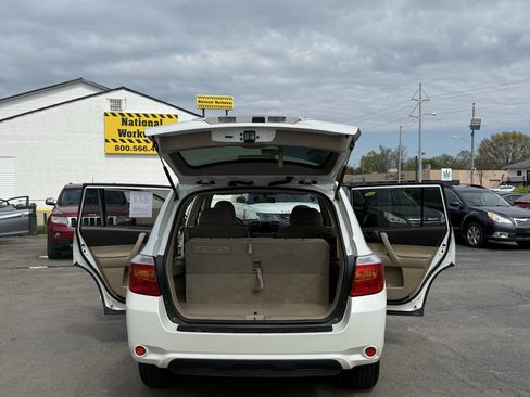 Used 2010 Toyota Highlander 2WD image 21