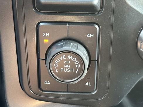 New 2025 Ford F150 Lariat w/ Equipment Group 501A Mid image 15