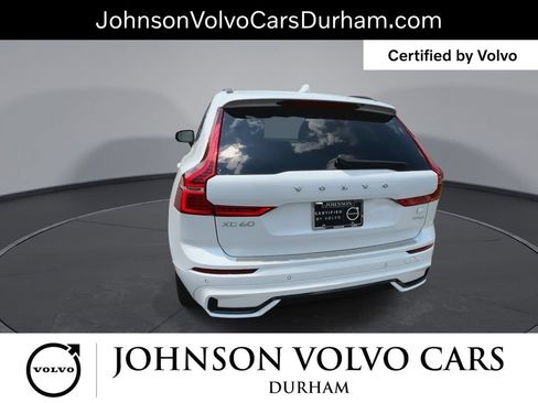 Certified 2024 Volvo XC60 T8 Plus w/ Protection Package Premier AWD/4WD image 8