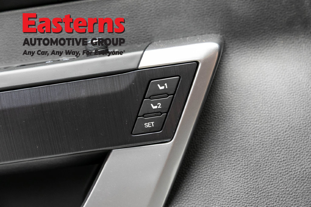 Used 2023 Toyota Tundra Platinum AWD/4WD image 25