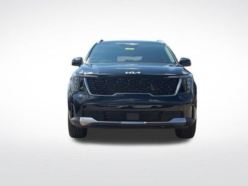Certified 2025 Kia Sorento S FWD image 32