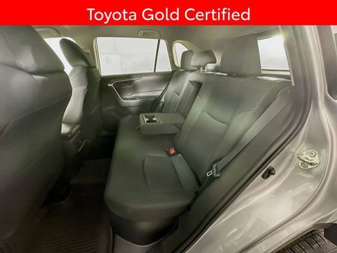 Certified 2021 Toyota RAV4 LE AWD/4WD image 24