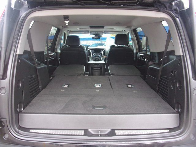 Used 2020 Cadillac Escalade Premium Luxury AWD/4WD image 37