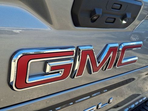 Used 2026 GMC Sierra 2500 Denali w/ Denali Reserve Package AWD/4WD image 30