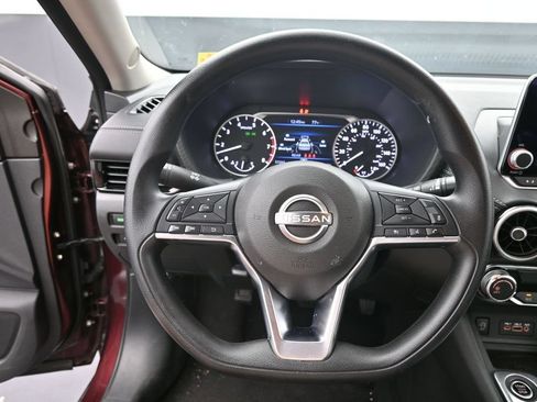 Used 2024 Nissan Sentra SV FWD image 19