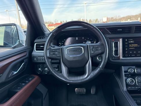 Used 2024 GMC Yukon XL Denali Ultimate image 15