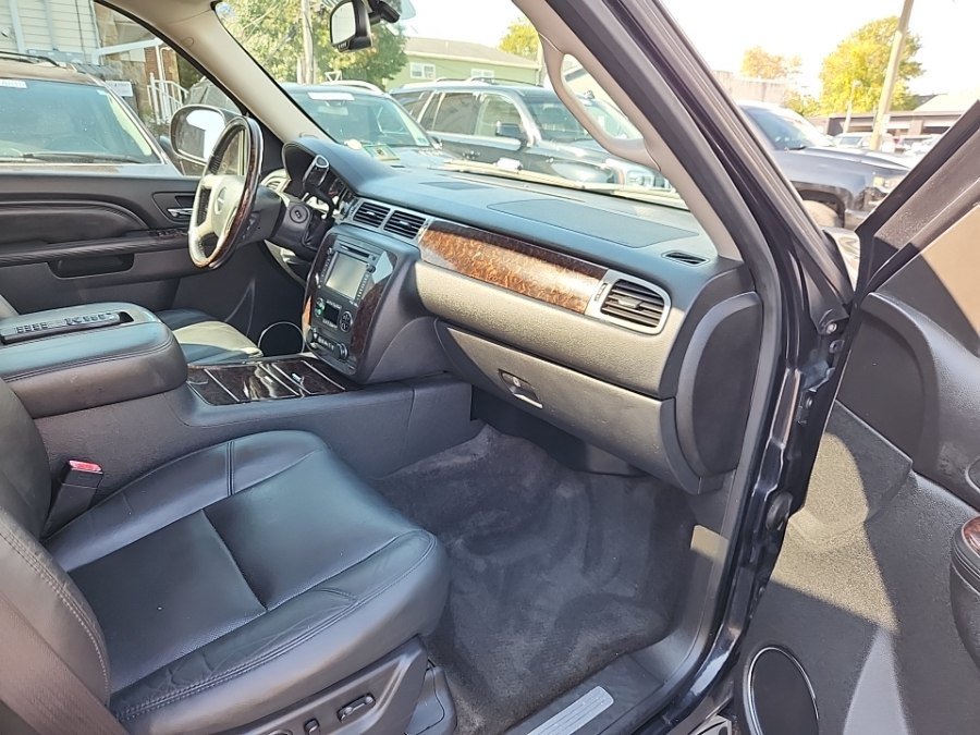 Used 2012 GMC Yukon Denali AWD/4WD image 10