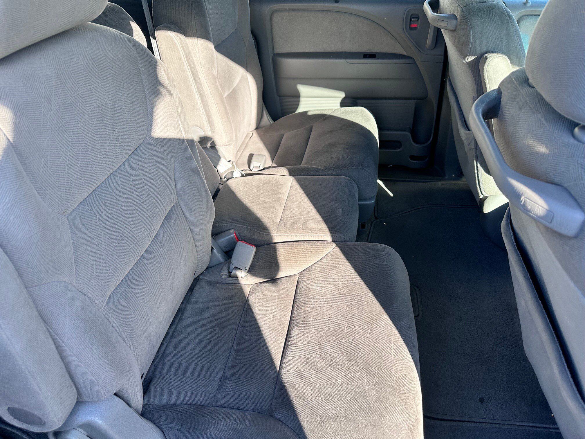 Used 2010 Honda Odyssey EX image 9