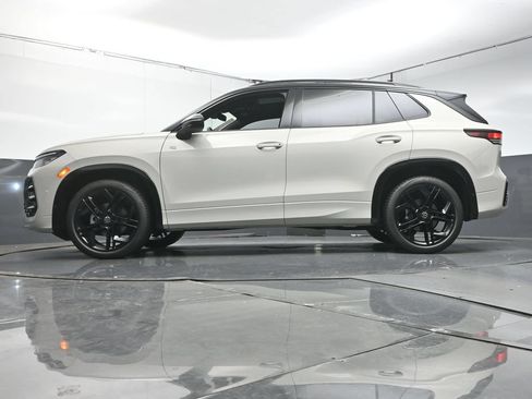 New 2026 Volkswagen Tiguan SE R-Line FWD image 39