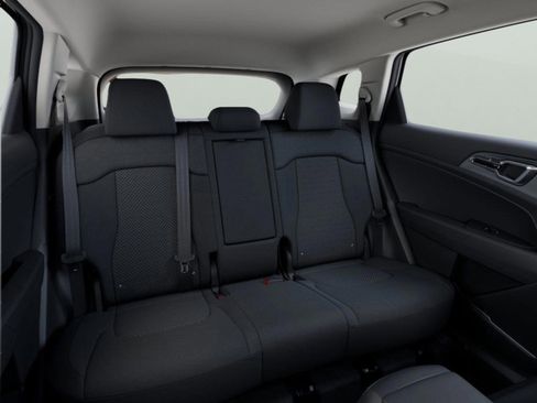 New 2026 Kia Sportage LX image 12
