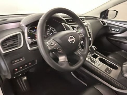 Used 2024 Nissan Murano SV AWD/4WD image 14