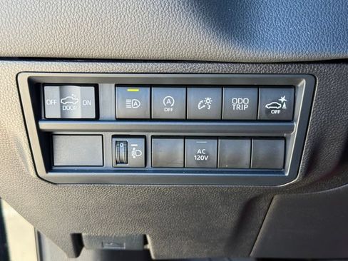 Used 2026 Toyota Tundra Limited w/ Power Package AWD/4WD image 19