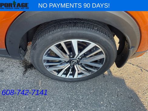 Used 2022 Nissan Kicks SV FWD image 12