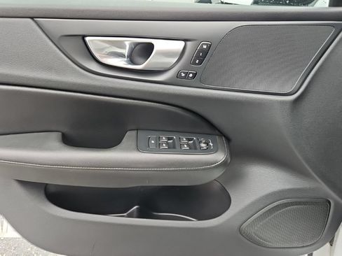 Used 2024 Volvo S60 B5 Core AWD/4WD image 23