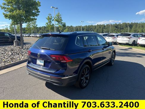 Used 2022 Volkswagen Tiguan SE AWD/4WD image 7