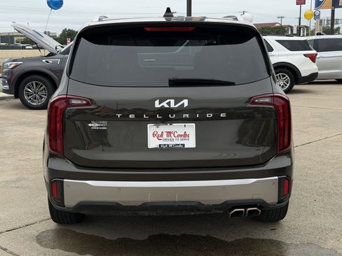 Used 2025 Kia Telluride S FWD image 6
