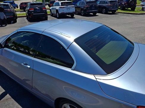 Used 2009 BMW 328i Convertible RWD image 31