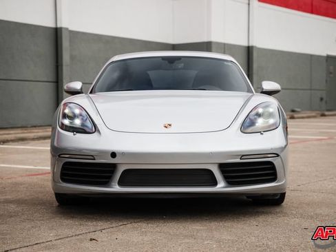Used 2017 Porsche 718 Cayman RWD image 15