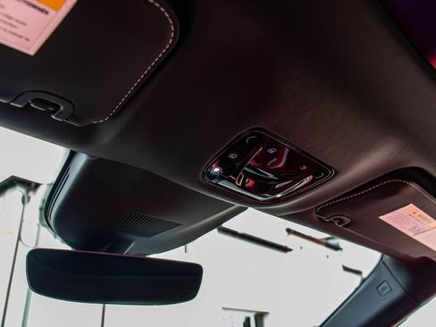 Certified 2024 Ferrari Purosangue AWD/4WD image 39