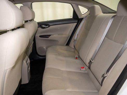 Used 2017 Nissan Sentra S image 7