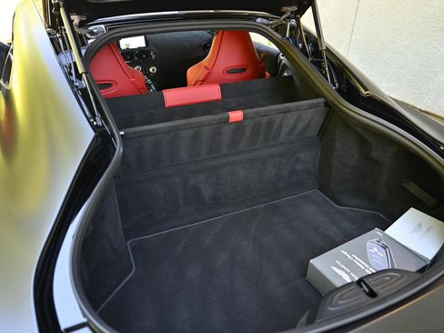 Used 2020 Aston Martin V8 Vantage Coupe RWD image 23