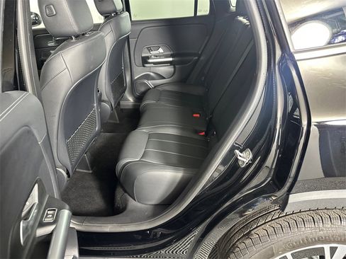 Certified 2025 Mercedes-Benz GLA 250 image 21