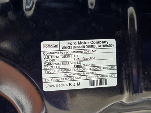 Used 2025 Ford Expedition Max Active AWD/4WD image 28
