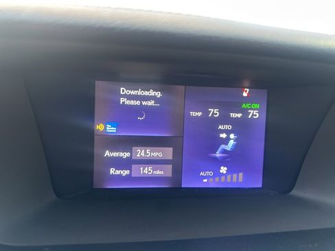 Used 2016 Lexus GS 200t image 17