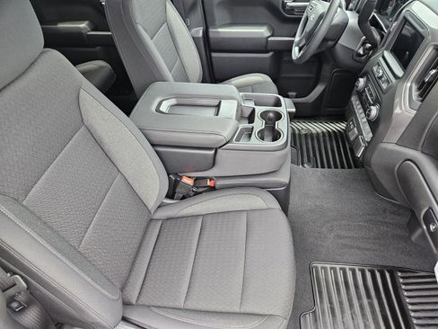 New 2026 Chevrolet Silverado 1500 Custom Trail Boss w/ LPO, Dark Essentials Package AWD/4WD image 18