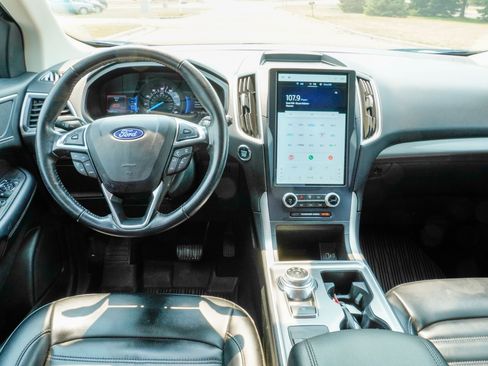 Used 2023 Ford Edge SEL AWD/4WD image 12