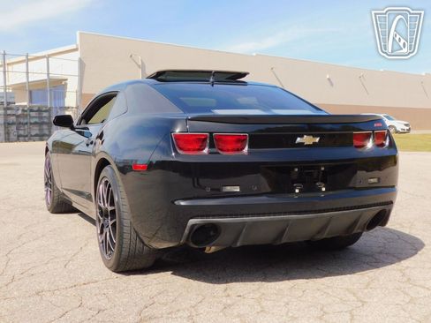 Used 2011 Chevrolet Camaro SS w/ RS Package image 17