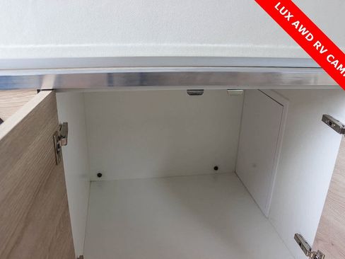 Used 2023 Mercedes-Benz Sprinter 2500 image 21