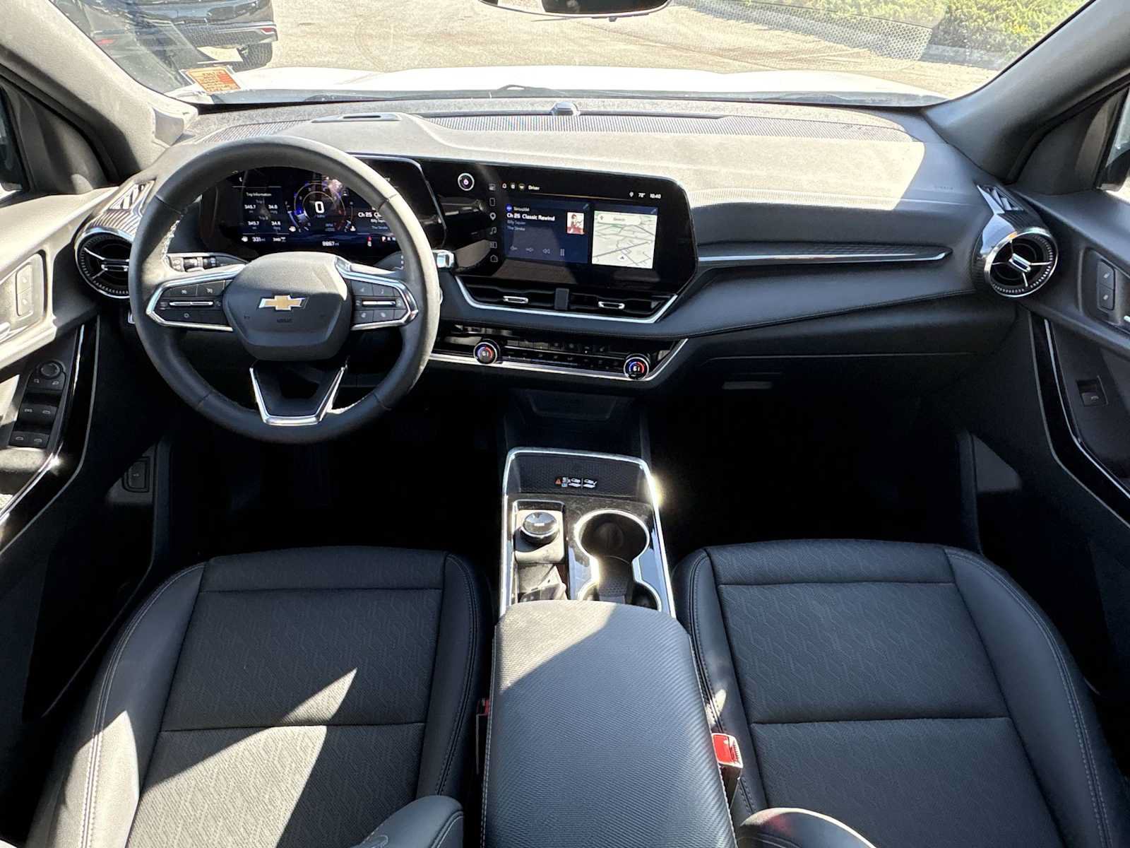 Used 2026 Chevrolet Equinox LT AWD/4WD image 20