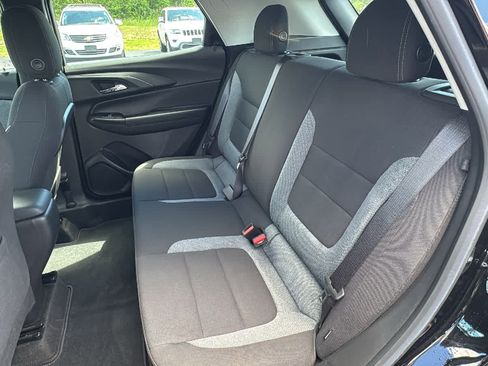 Certified 2023 Chevrolet TrailBlazer LS FWD image 25