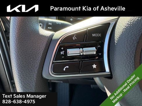 New 2026 Kia Seltos LX image 13