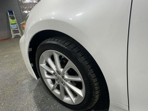 Used 2013 Lexus CT 200h w/ Premium Pkg w/Navigation image 11